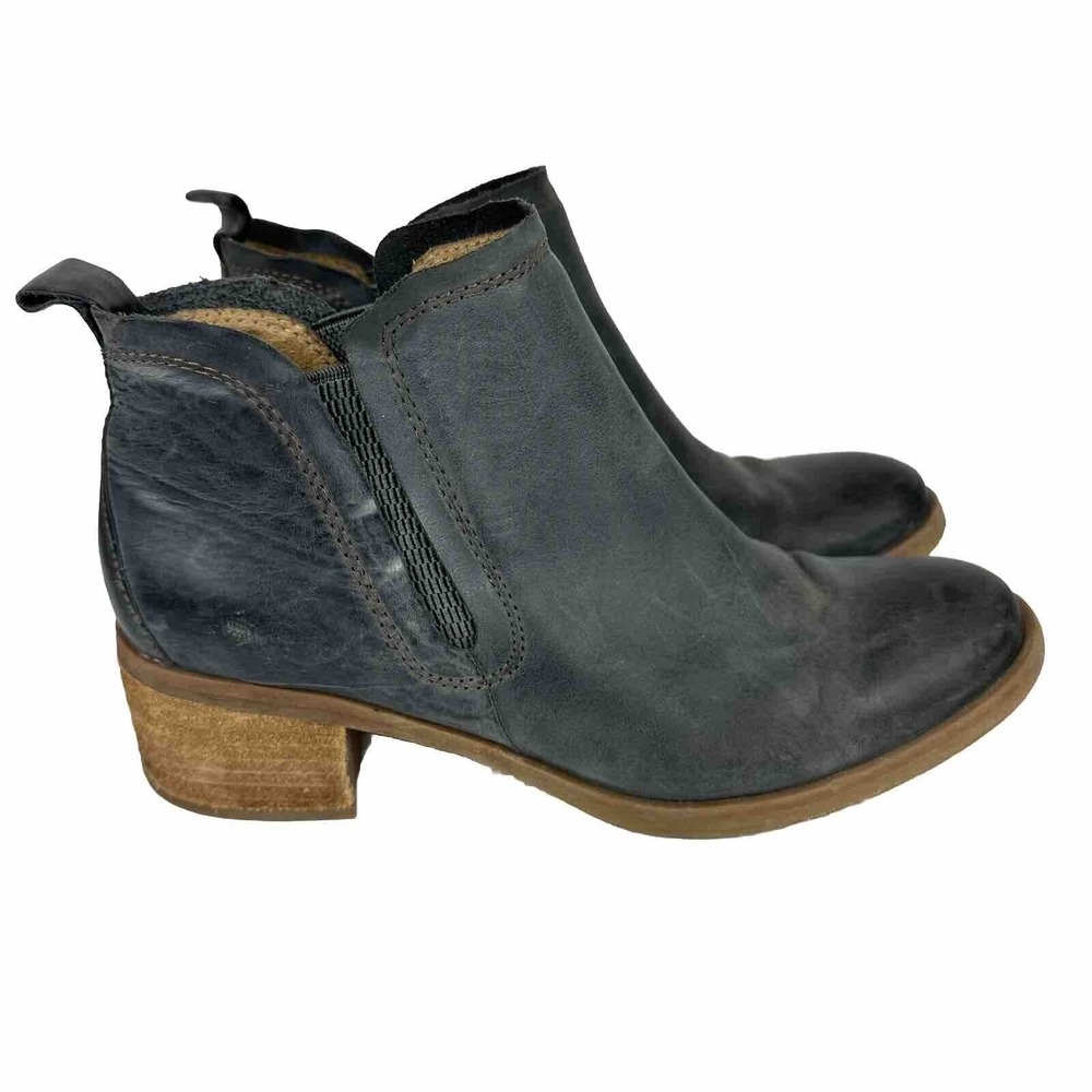 Korks Kork Ease Tea Chelsea 7 M Gray Leather Slip On Ankle Booties Chunky Heels
